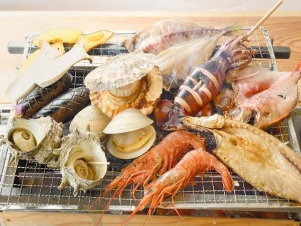 ■【静岡】桜舞う春のグルメ旅!富士山×桜の名所「龍巌淵」&贅沢なW食べ放題!“海鮮浜焼き食べ放題”&“いちご狩り食べ放題” 2